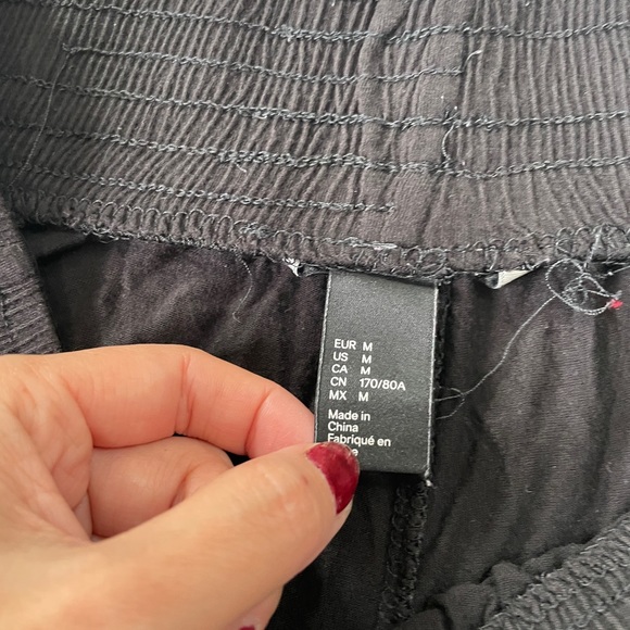 Black lounge pants - Picture 3 of 6